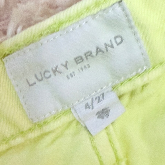 Lucky Brand Women's Faded Distressed Neon Yellow Denim Shorts - Picture 4 of 7